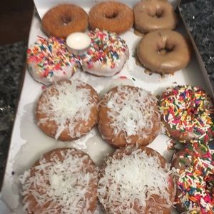 Meet your Posher, Larissa